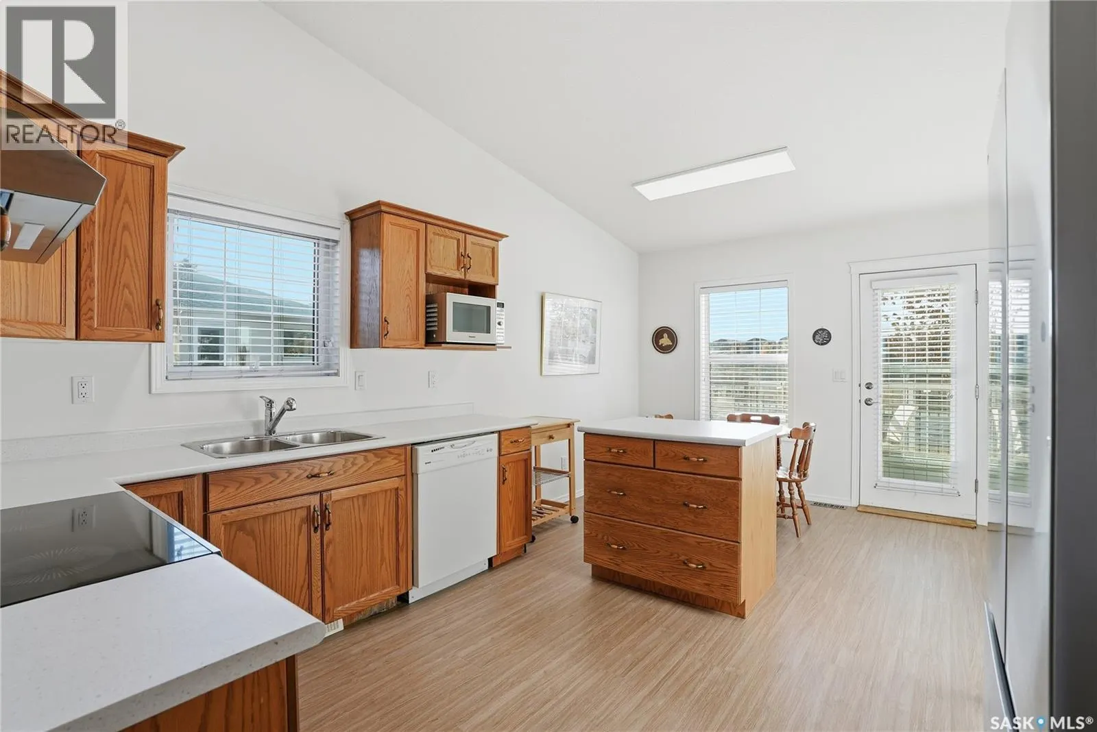 9 927 Heritage VIEW