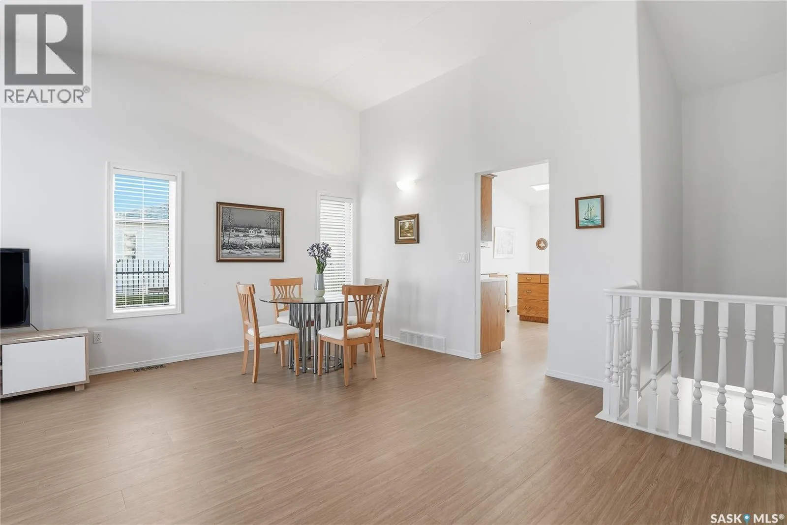 9 927 Heritage VIEW