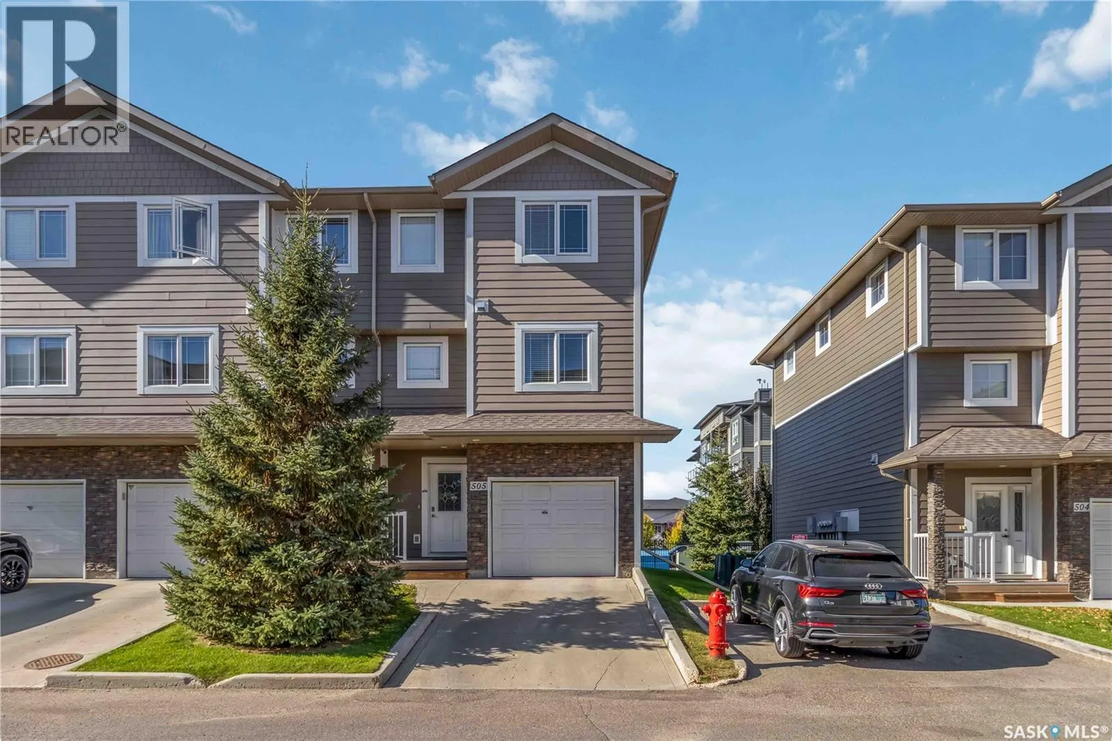 505 212 Willis CRESCENT