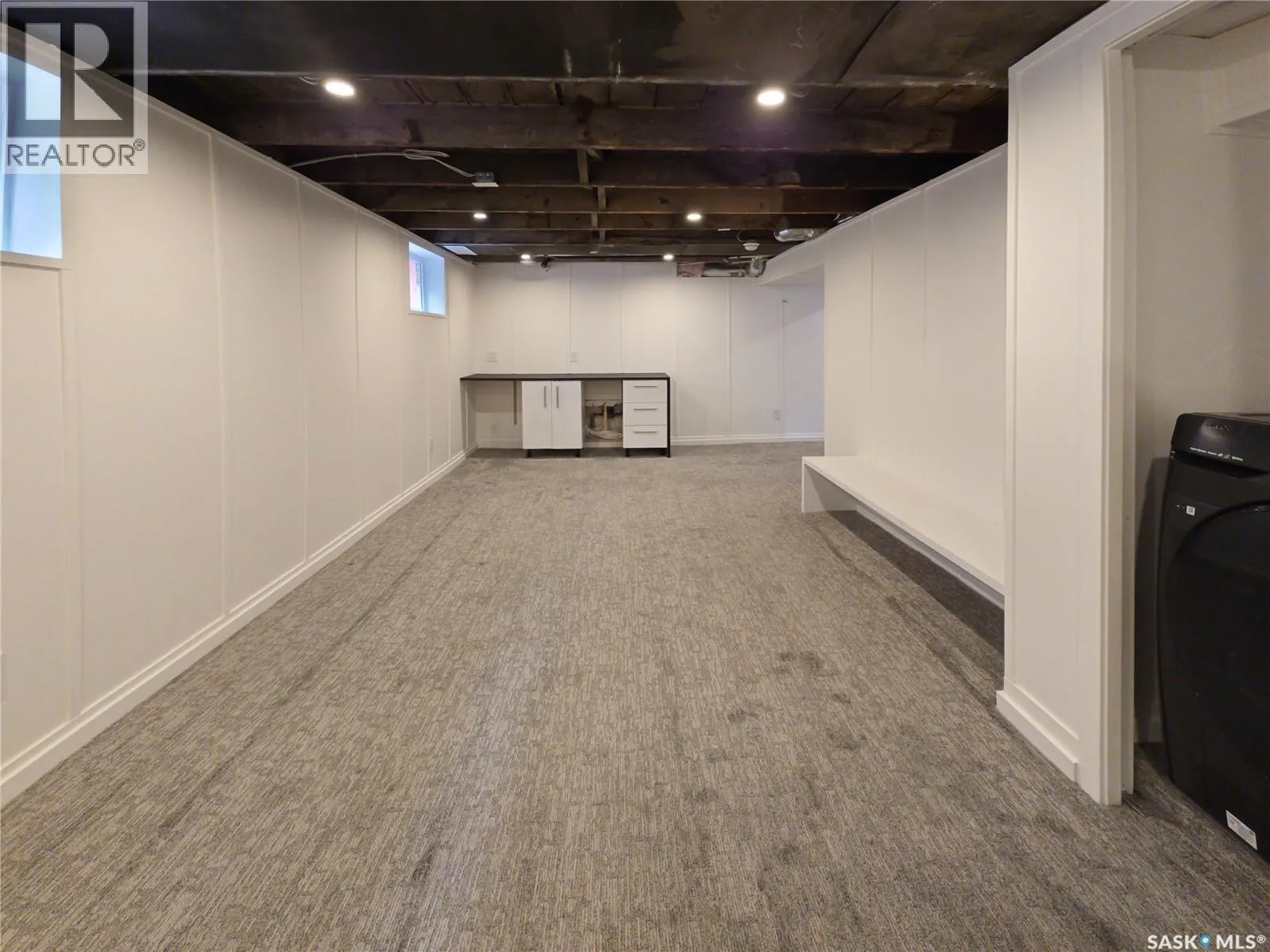 227 H AVENUE S