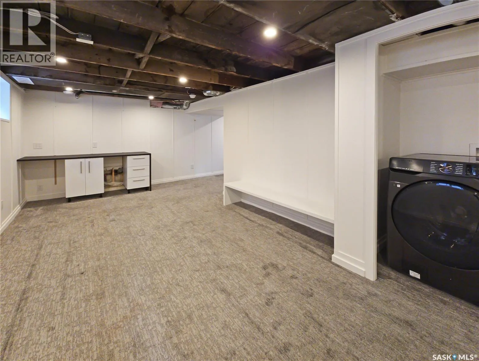 227 H AVENUE S