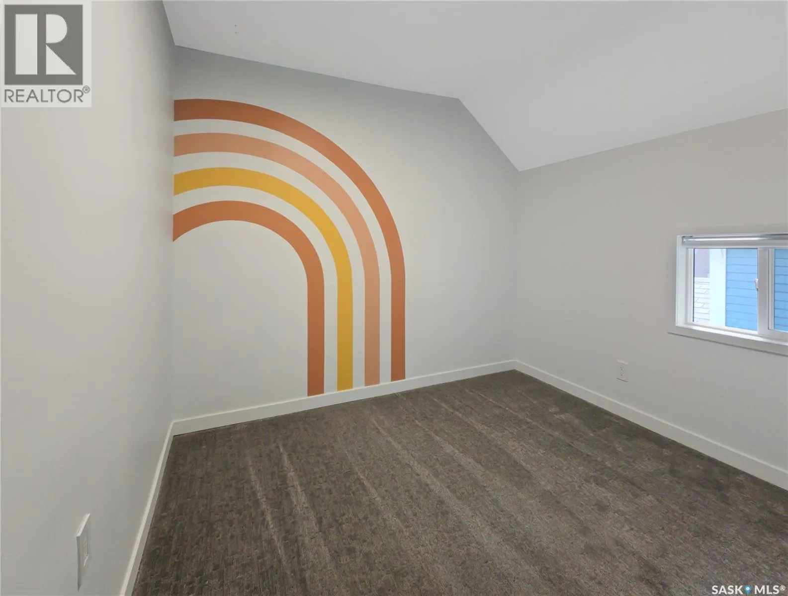 227 H AVENUE S