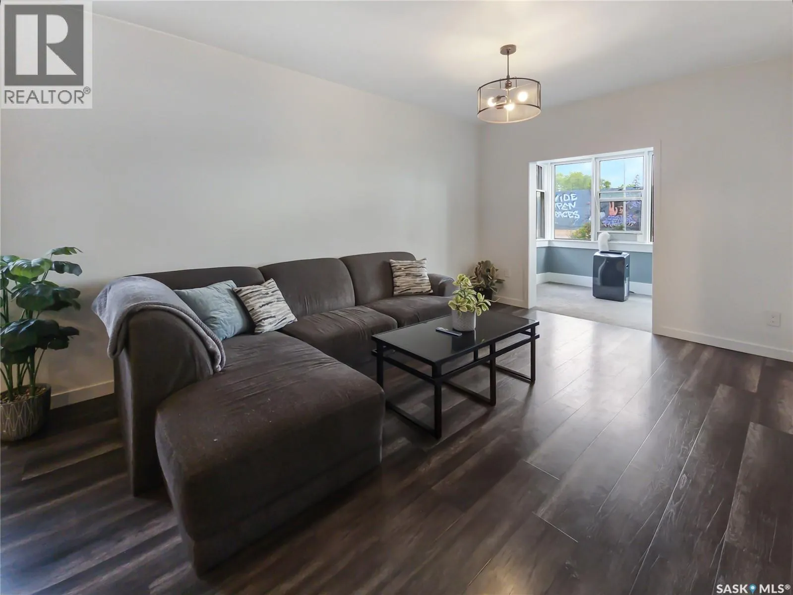 227 H AVENUE S
