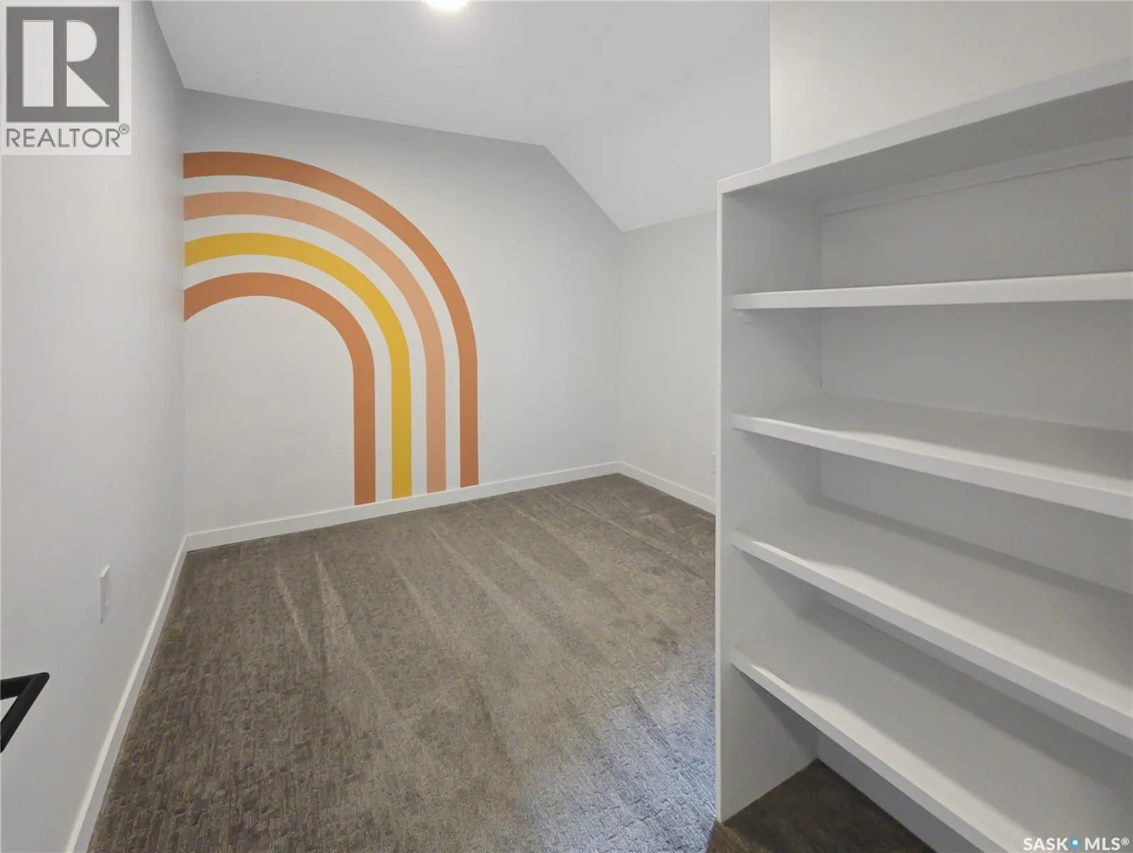 227 H AVENUE S
