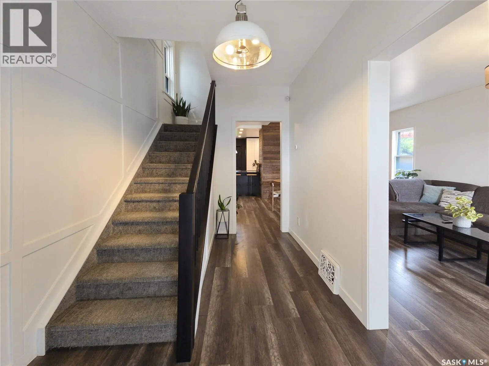 227 H AVENUE S