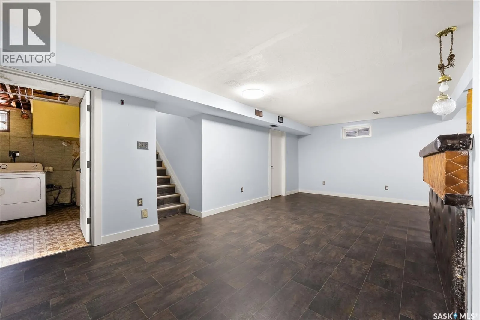 1307 Fleet STREET