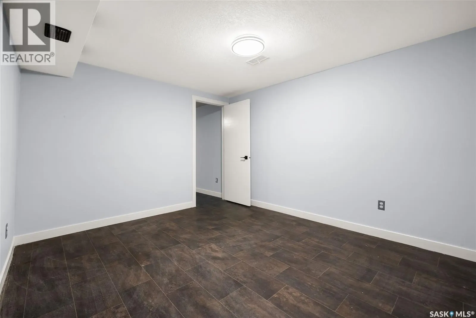 1307 Fleet STREET
