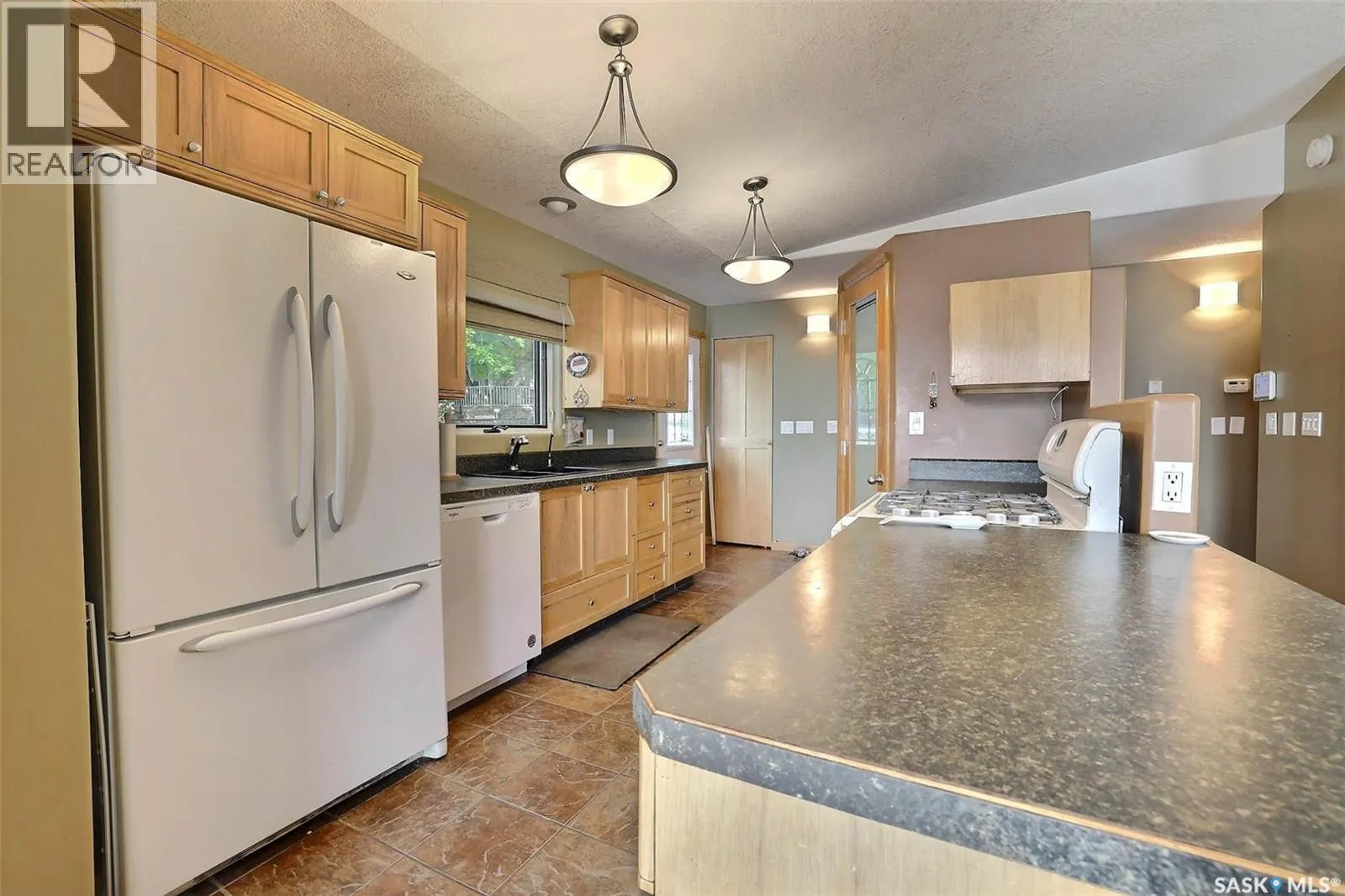 186 Pasqua Lake ROAD