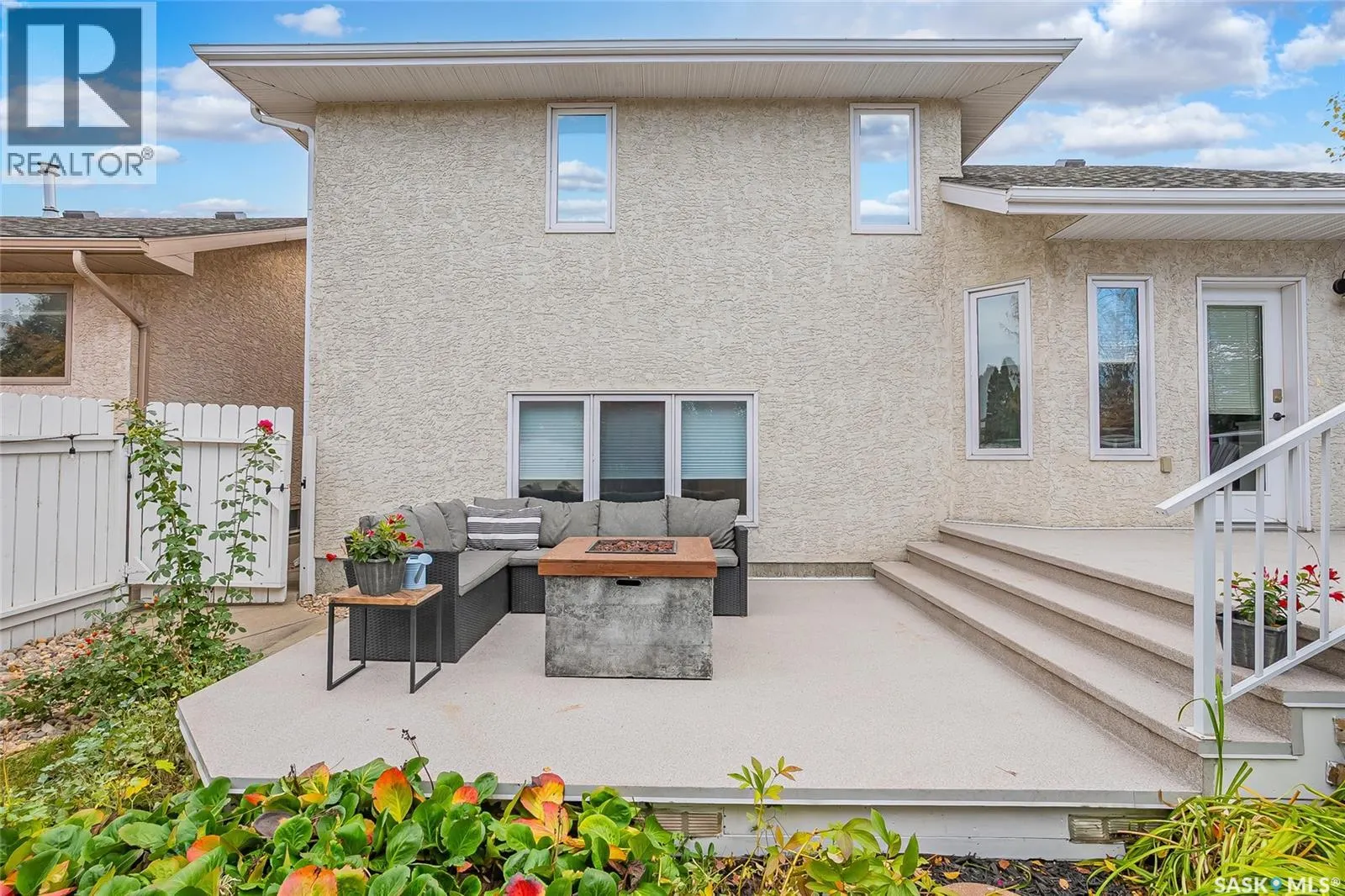 103 Budz CRESCENT