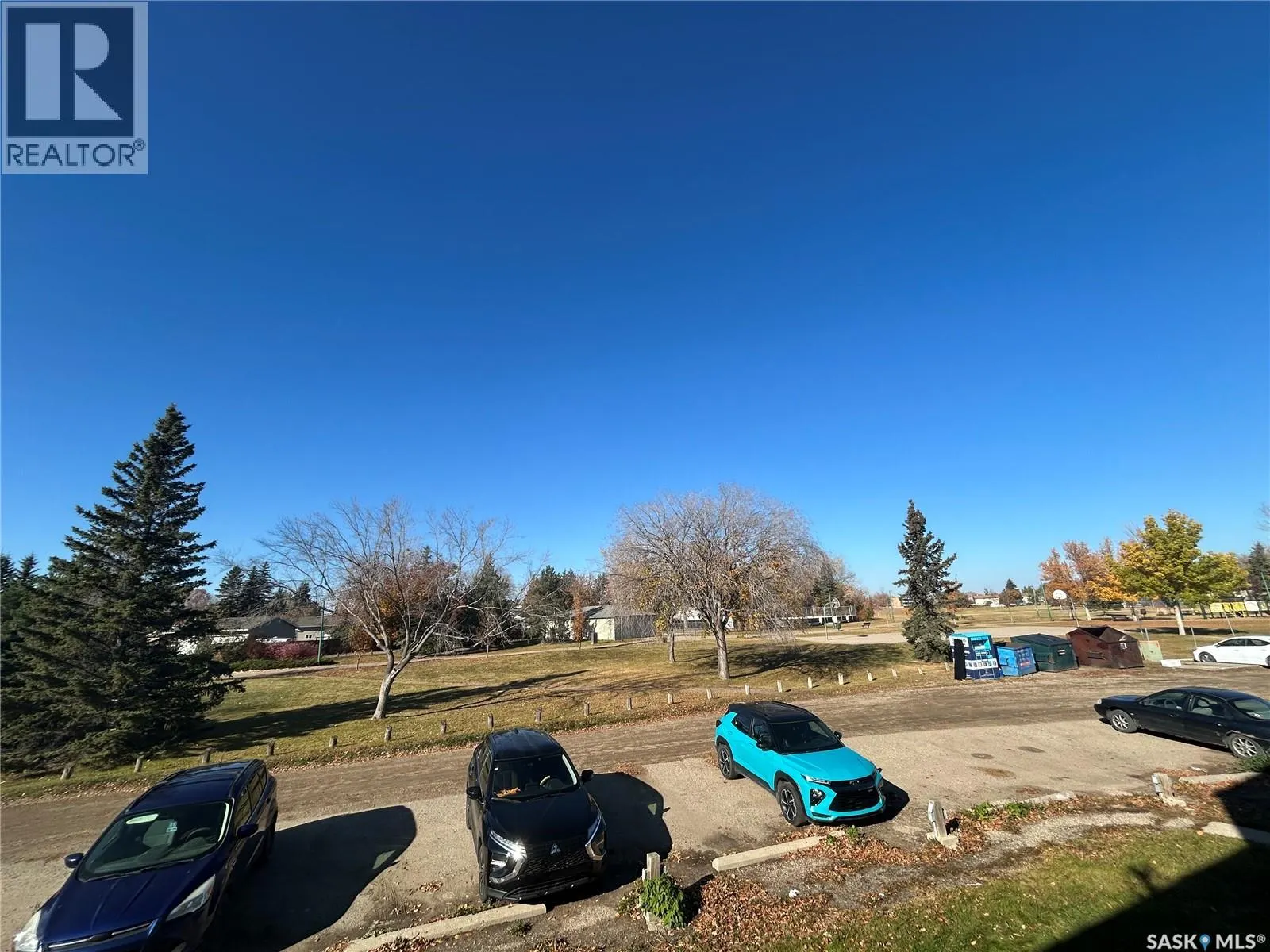 205 929 Northumberland AVENUE