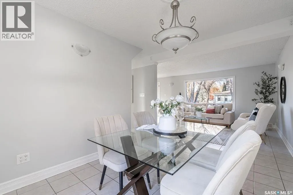 1129 Oxford STREET