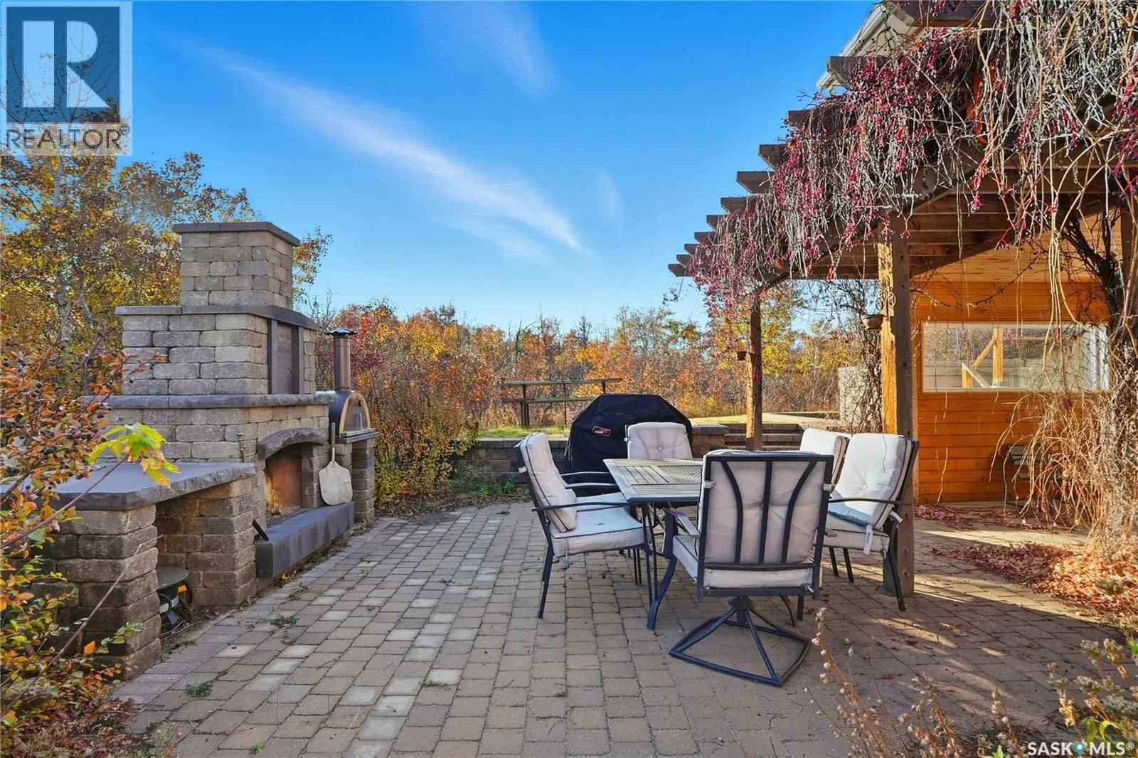 3 Gibson COURT S