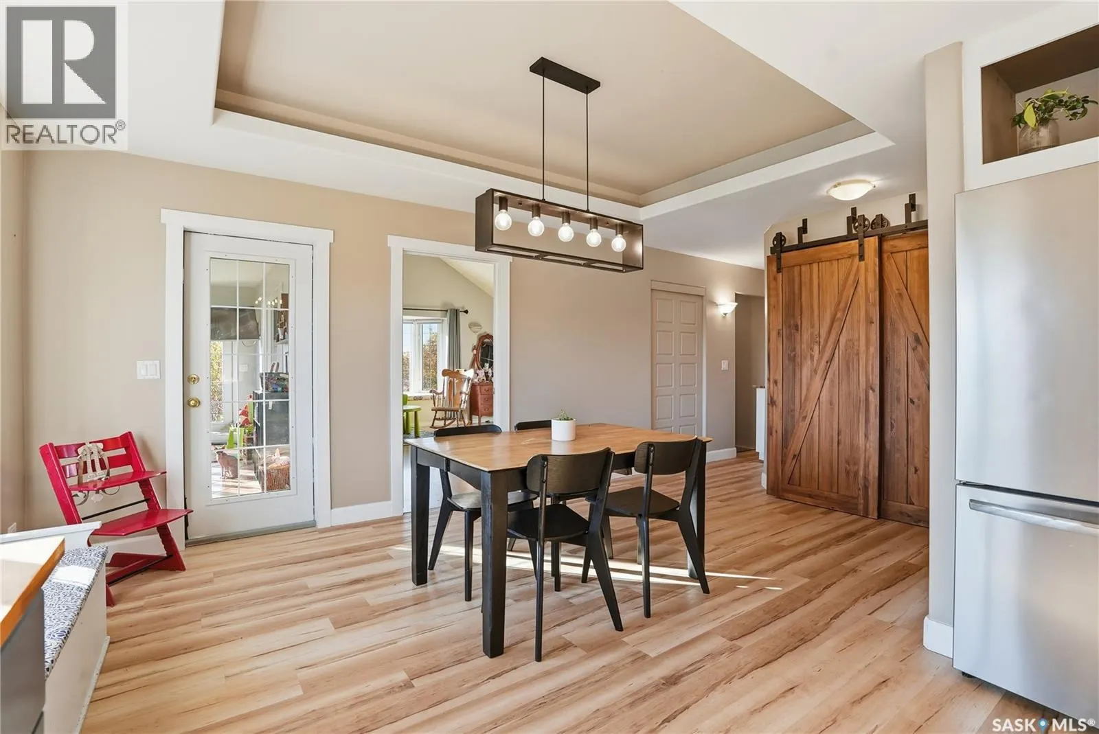 3 Gibson COURT S