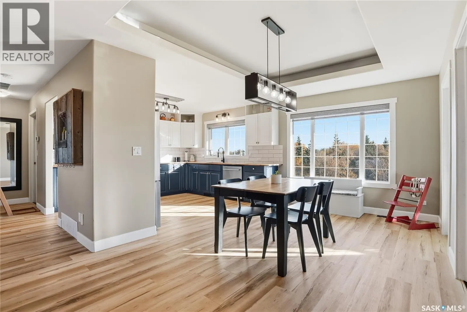 3 Gibson COURT S