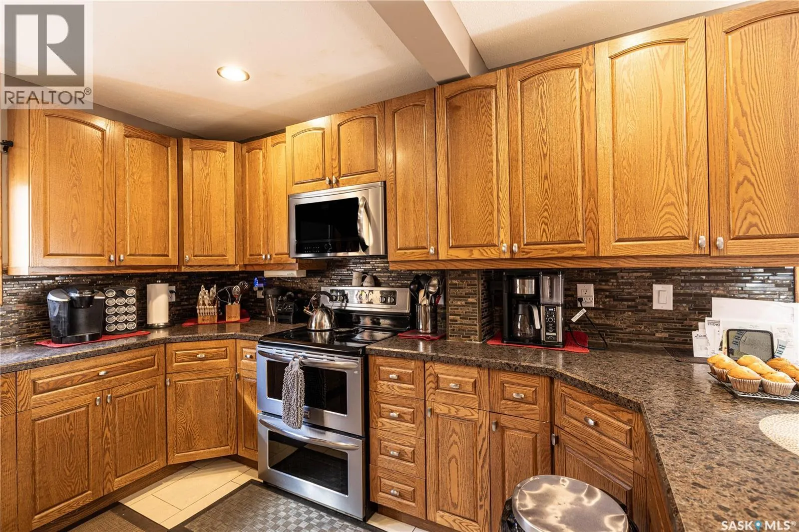 304 1st STREET W