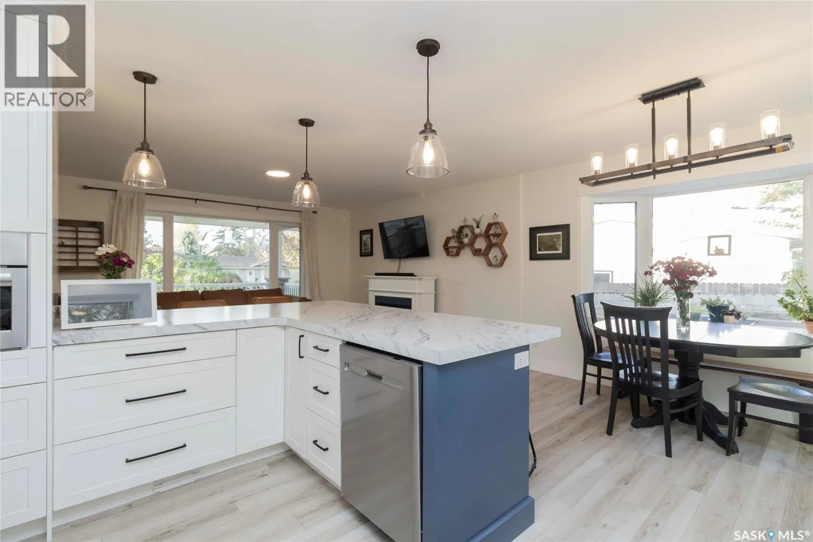 543 Redberry ROAD