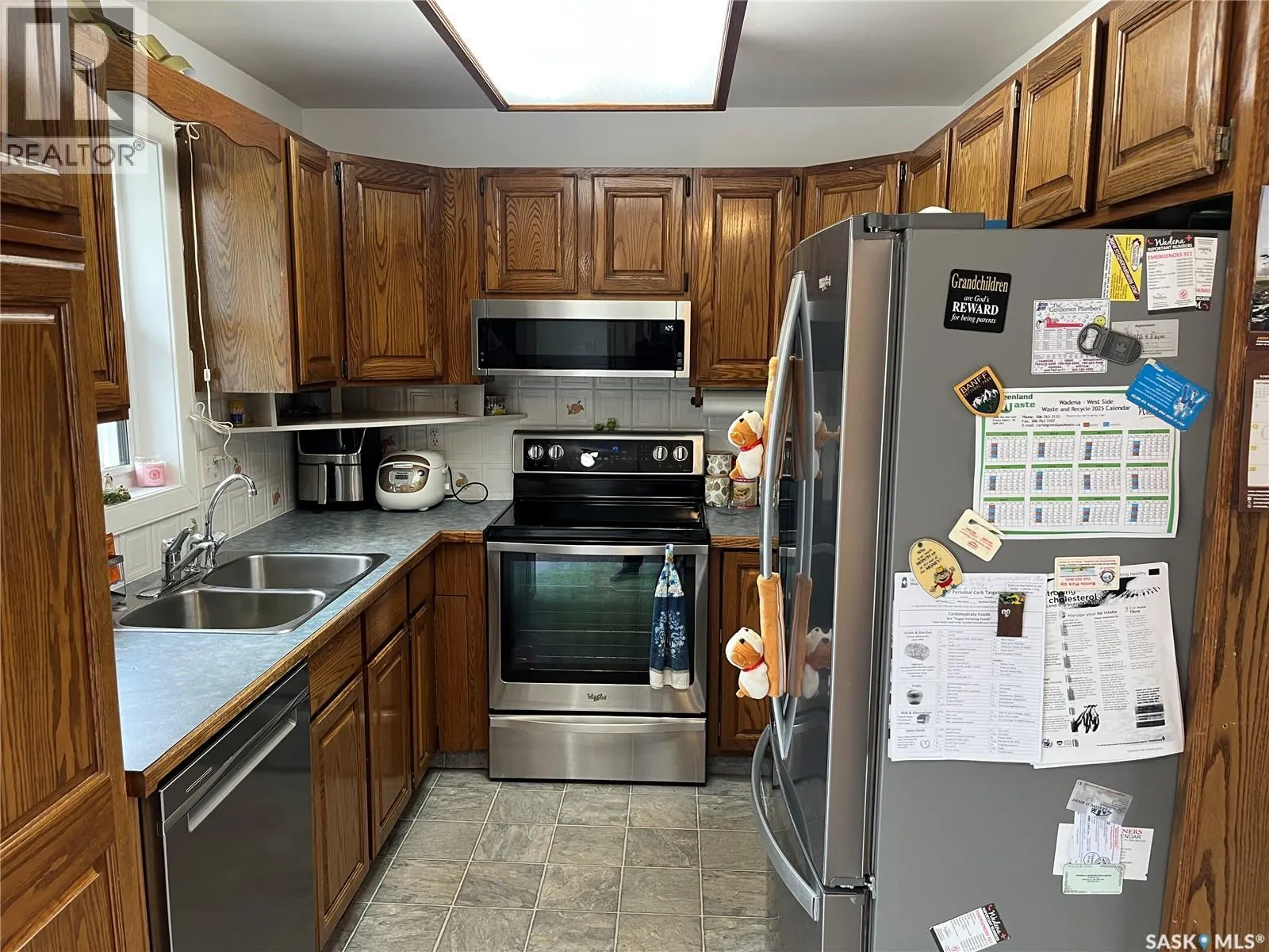 206 4th STREET NW