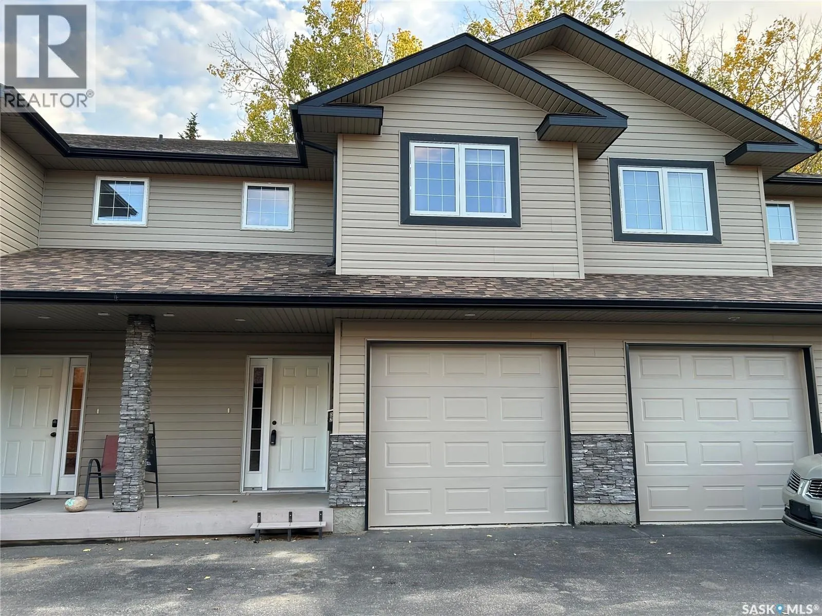D2 33 Wood Lily DRIVE