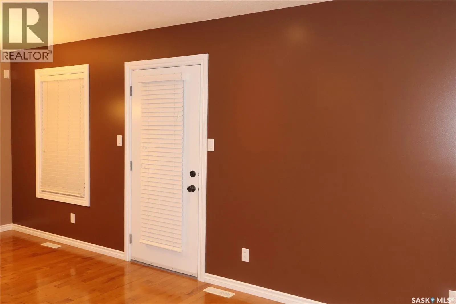 D2 33 Wood Lily DRIVE