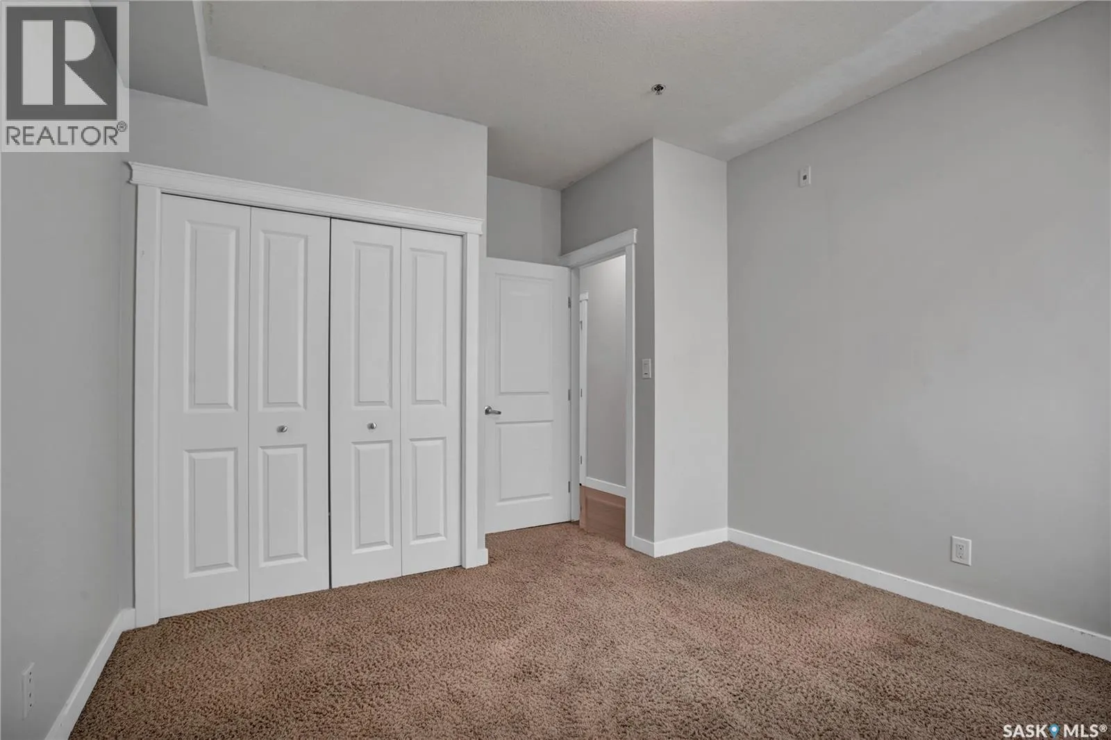 119 110 Hampton CIRCLE