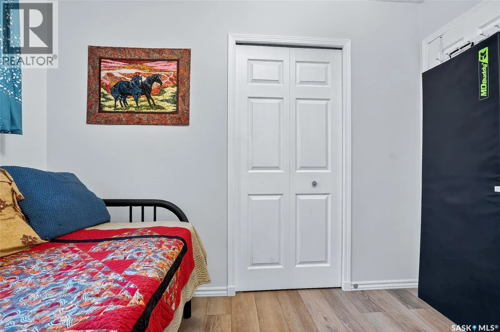 522 5th STREET N