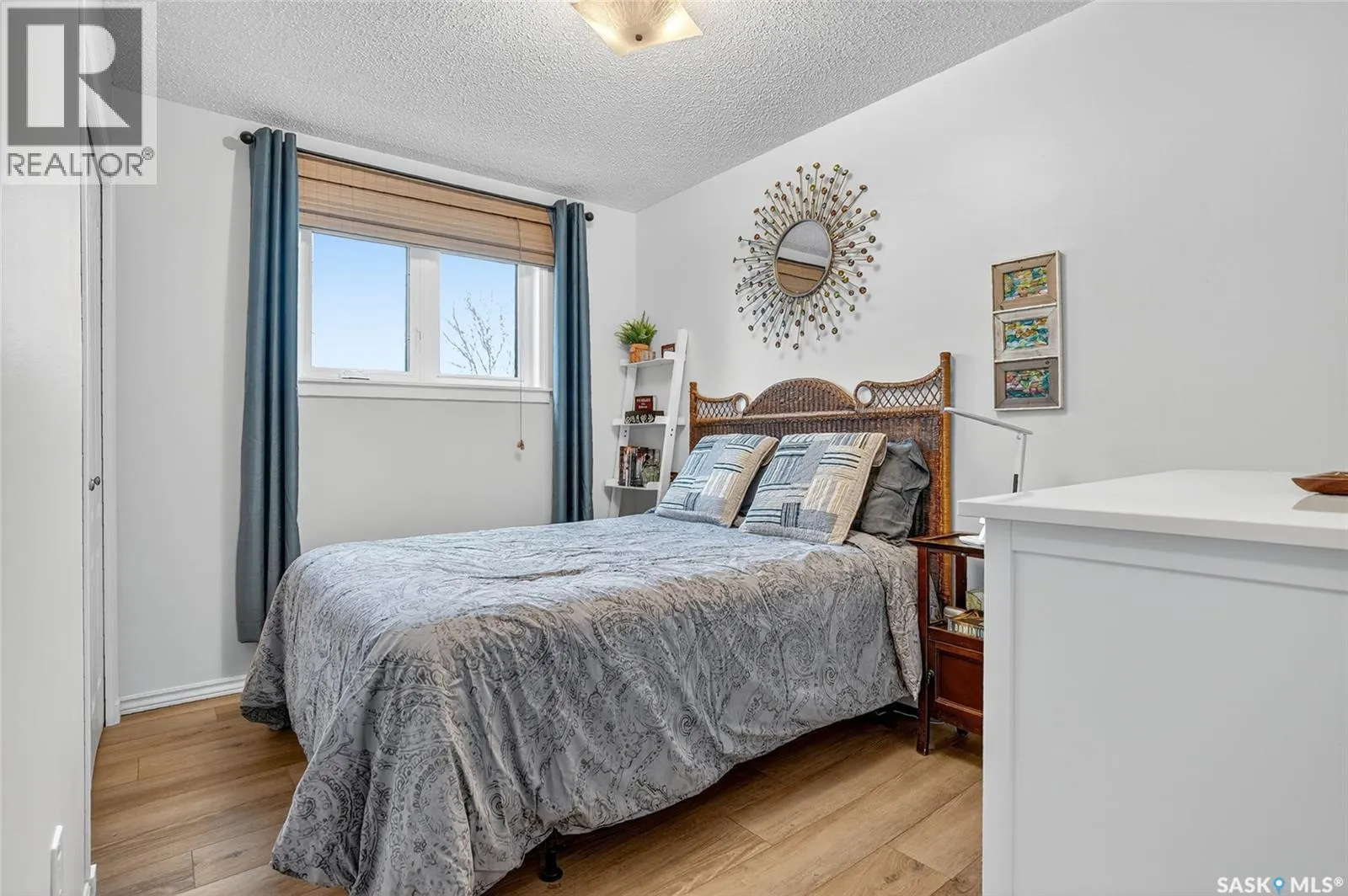 522 5th STREET N