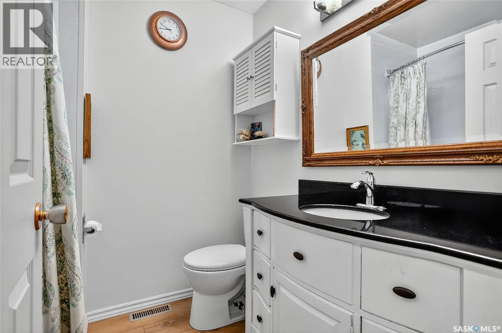 522 5th STREET N