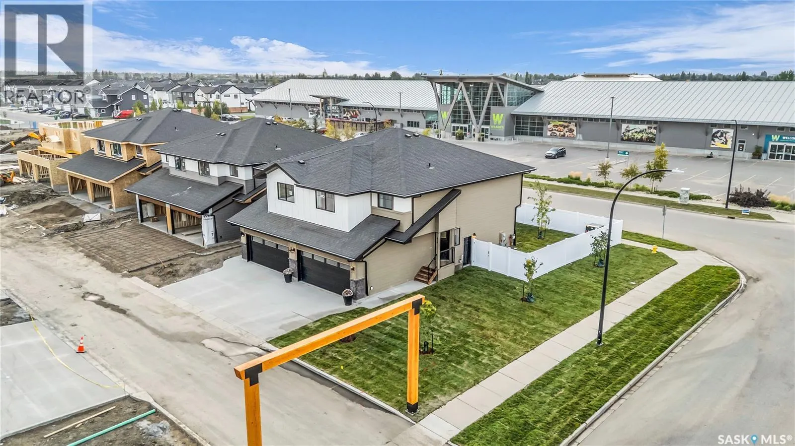 408 155 McFaull WAY