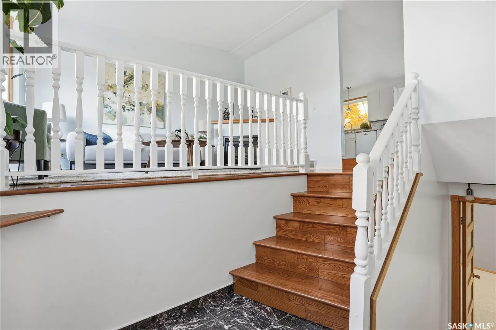 6027 Ehrle CRESCENT