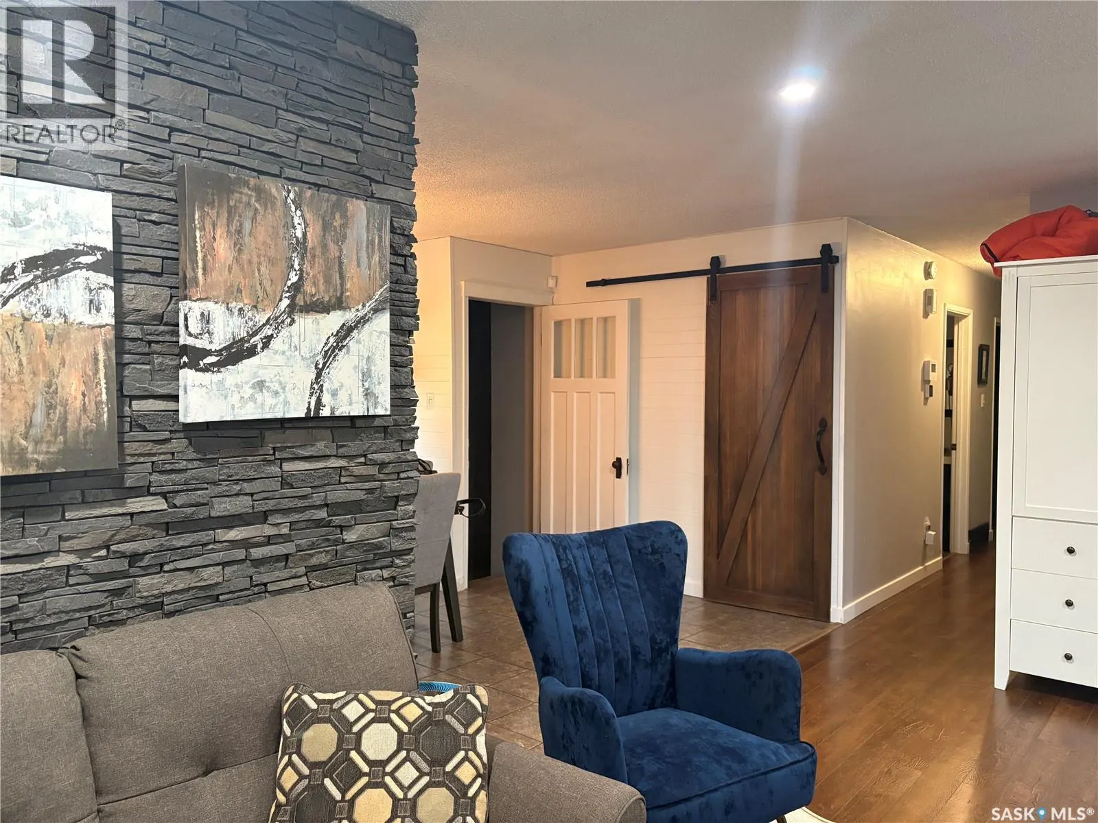 1582 Sibbald CRESCENT