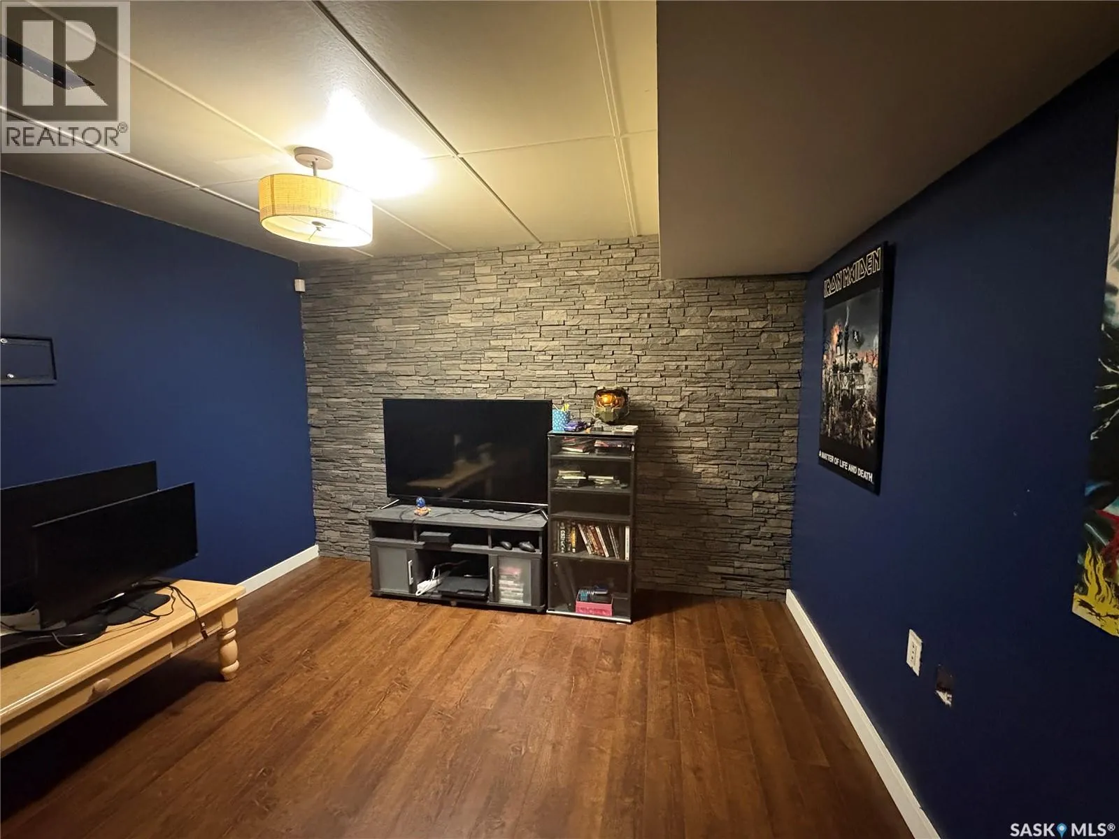 1582 Sibbald CRESCENT