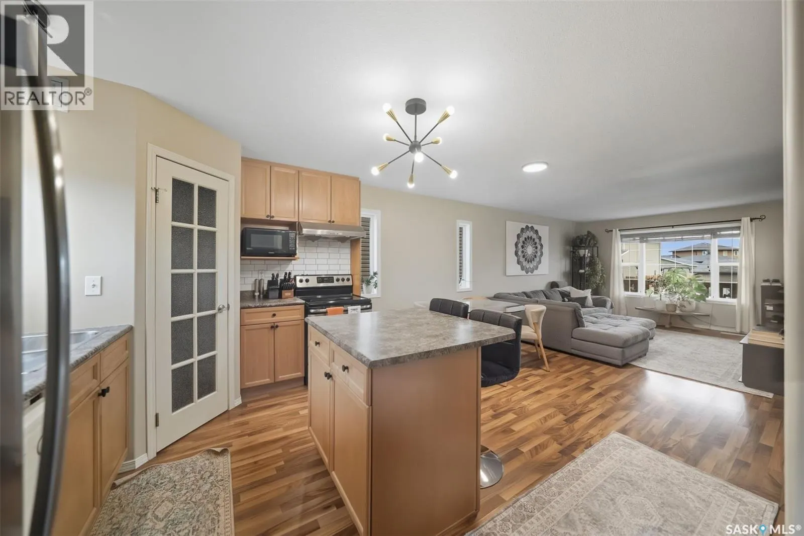 730 Lamarsh LANE