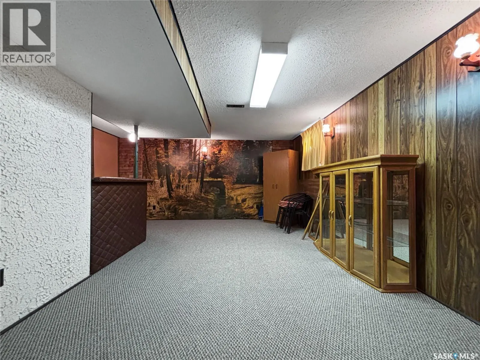 3213 33rd STREET W