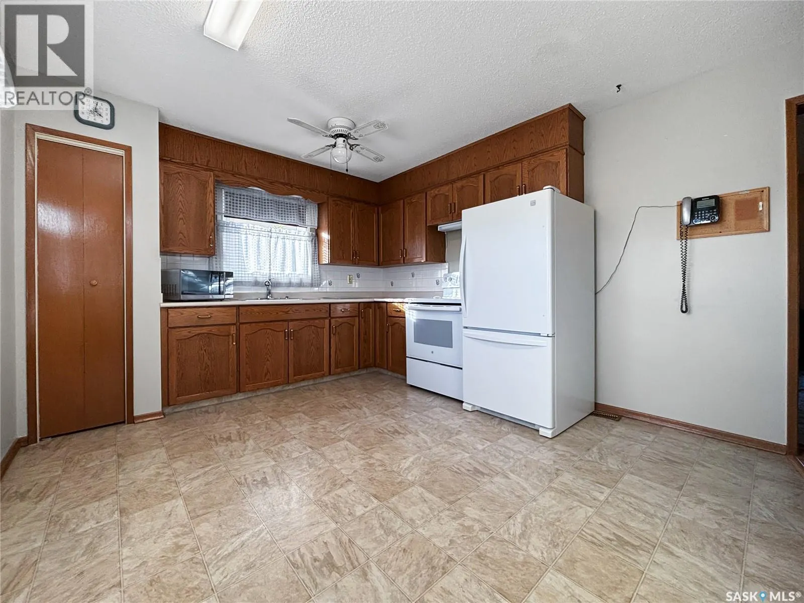 3213 33rd STREET W