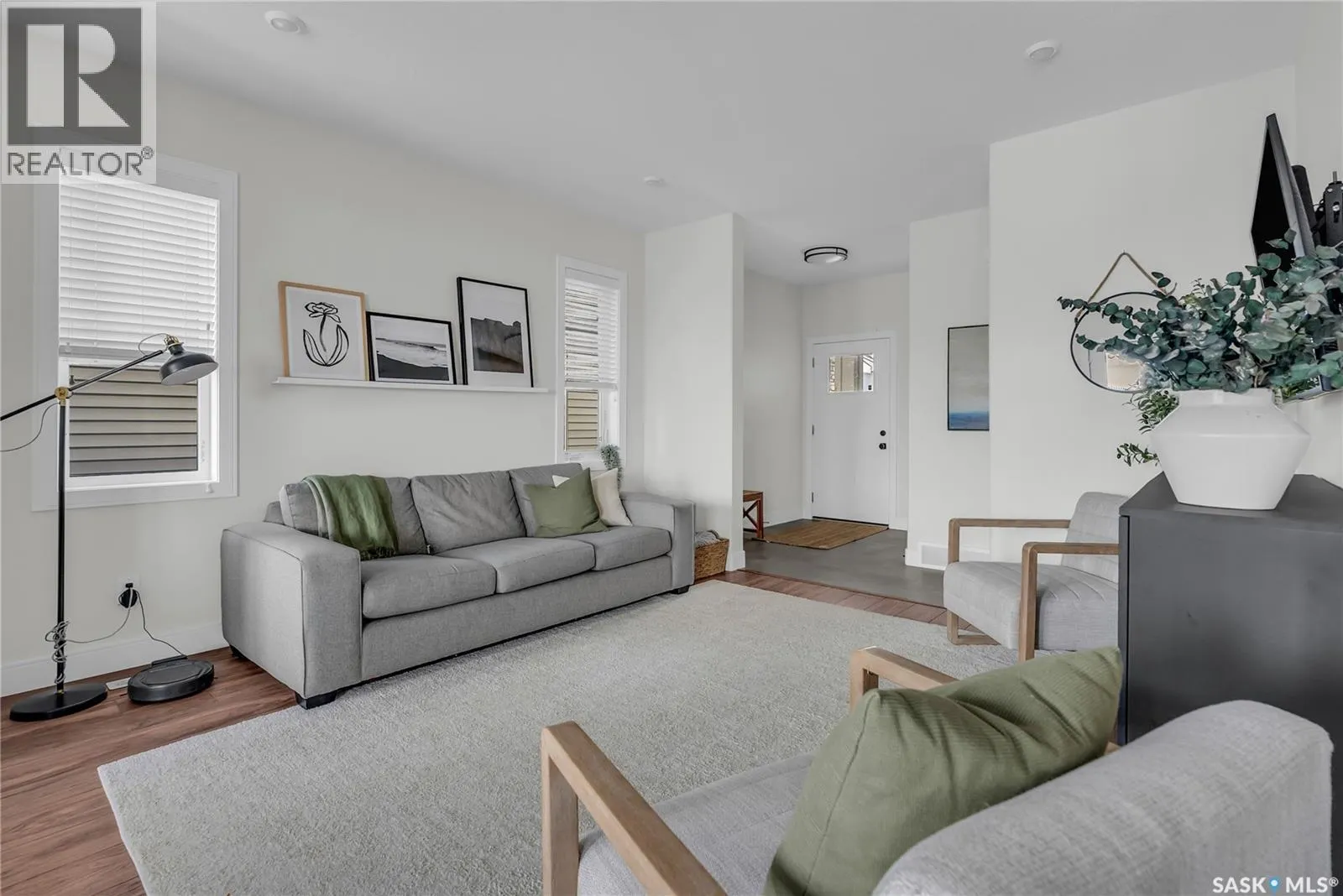 499 McFaull CRESCENT