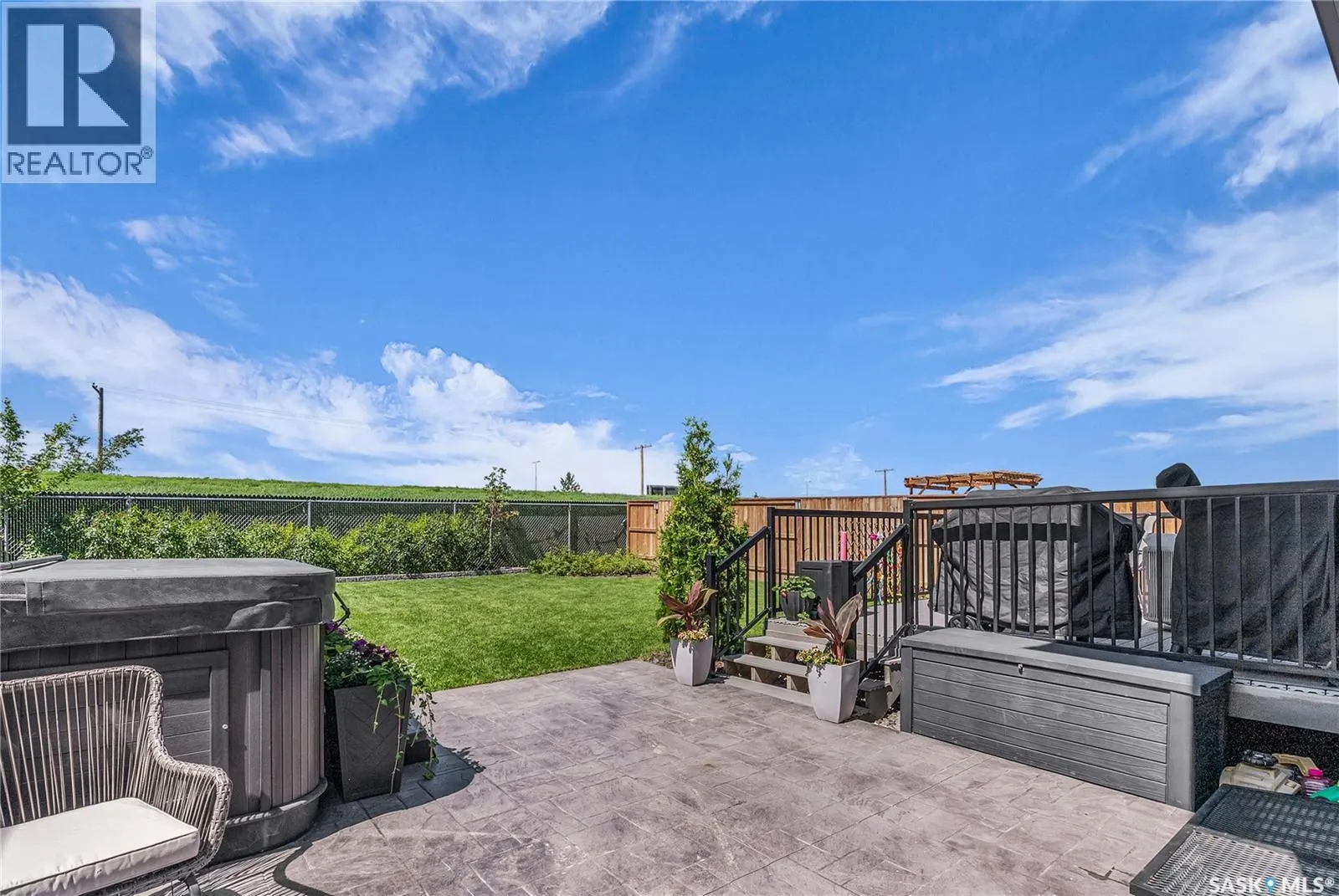 499 McFaull CRESCENT