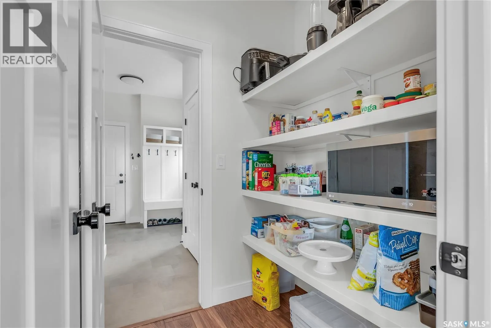 499 McFaull CRESCENT