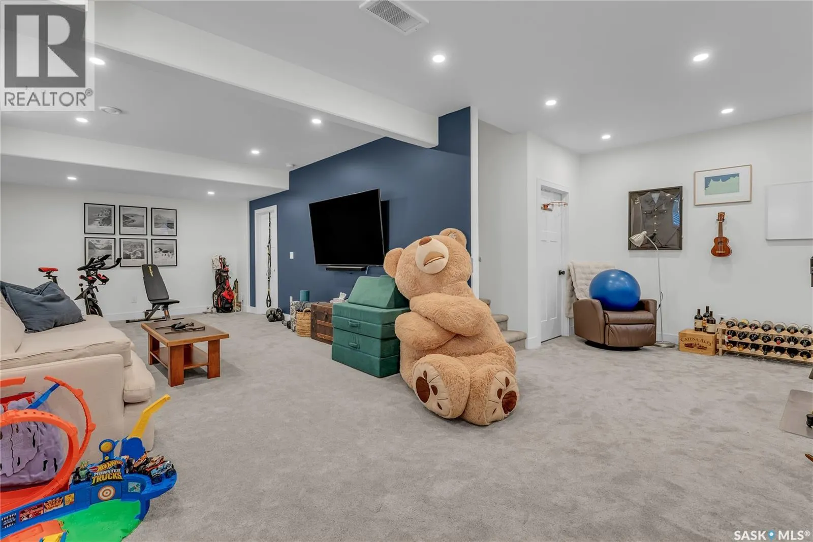 499 McFaull CRESCENT