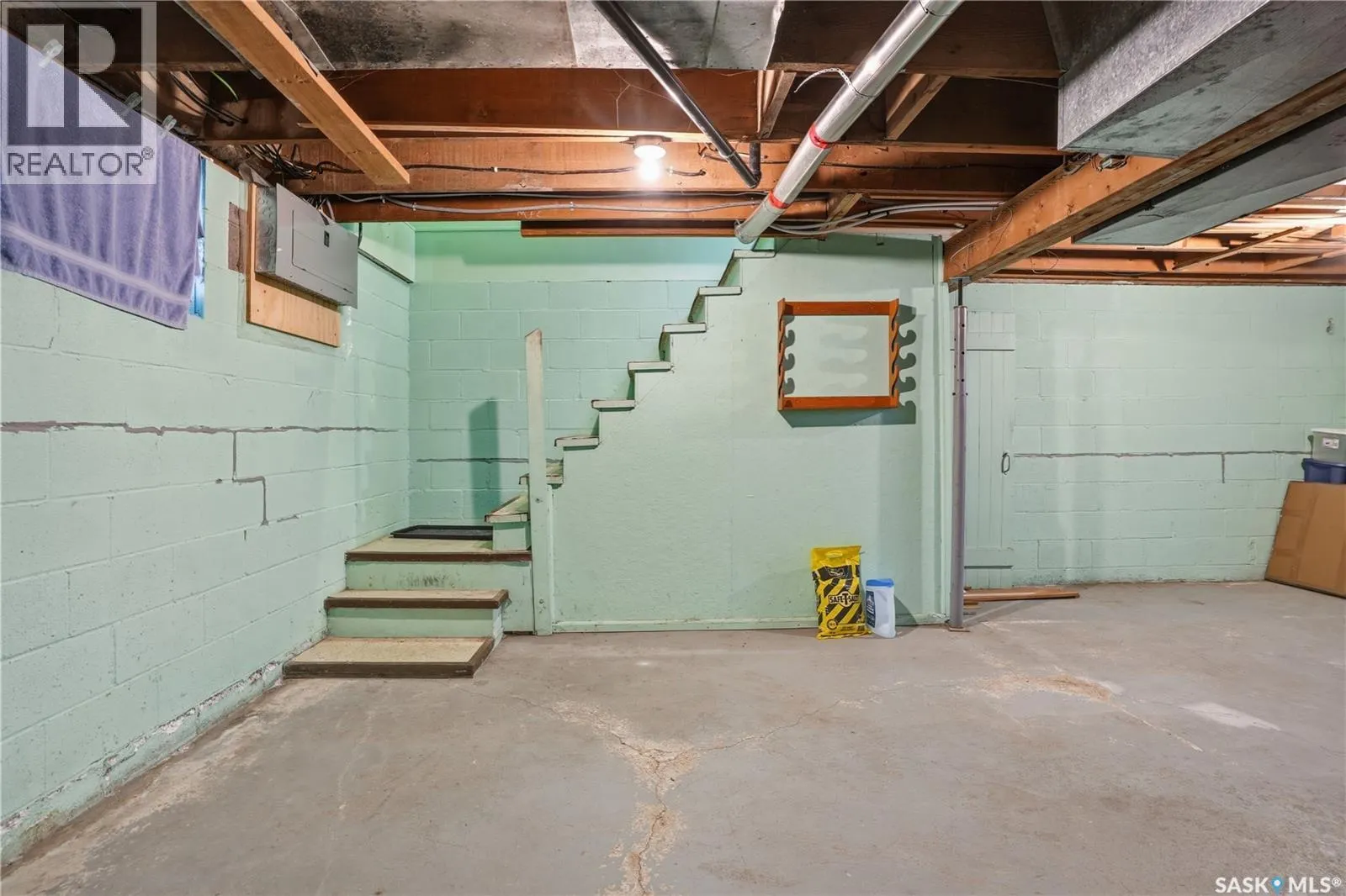 215 Campkin STREET