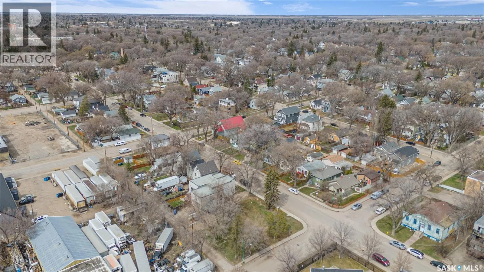 205 25th STREET W