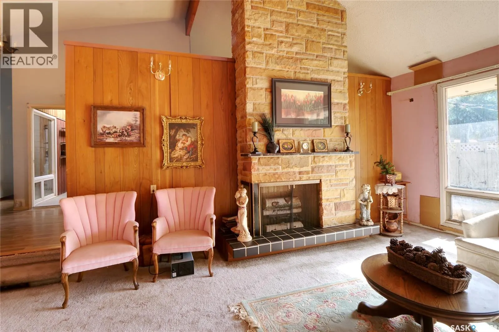 1211 Gordon ROAD