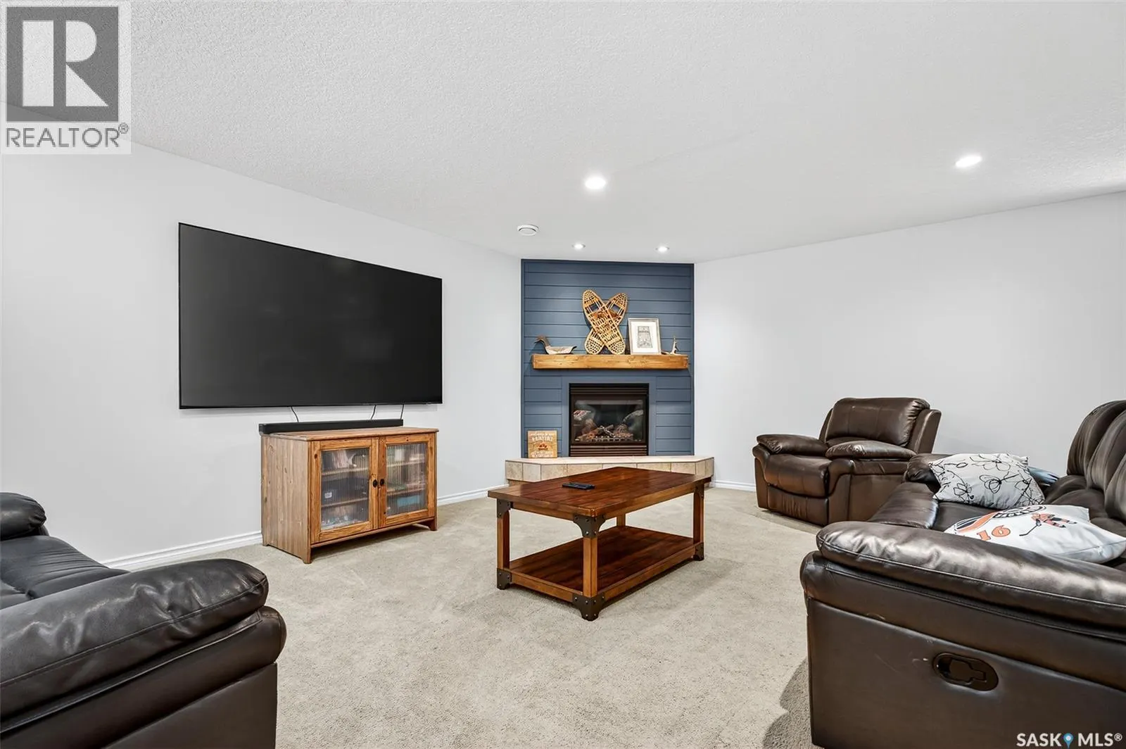 2 Belmont CRESCENT