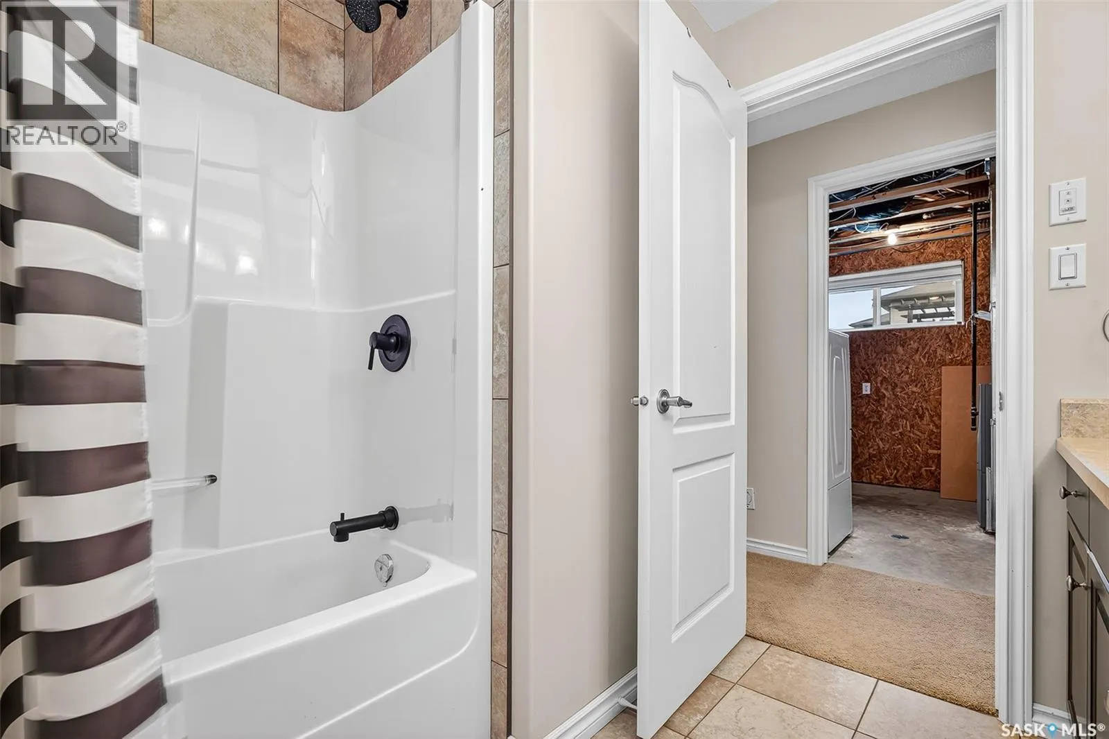 2 Belmont CRESCENT