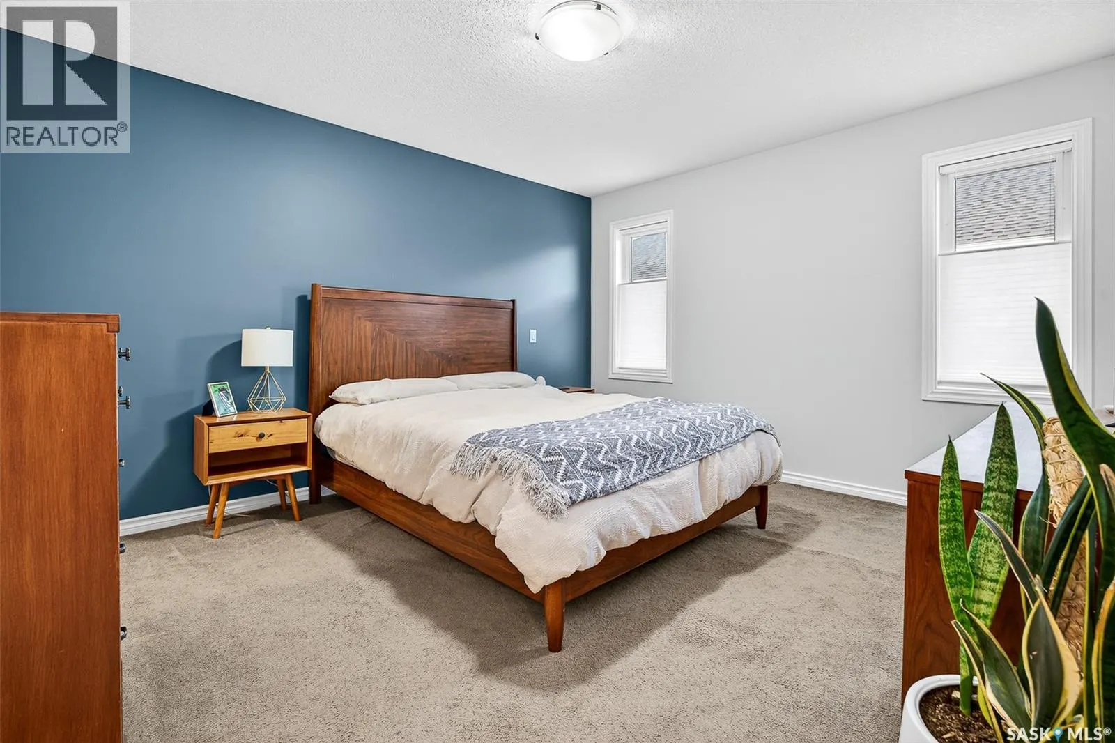 2 Belmont CRESCENT