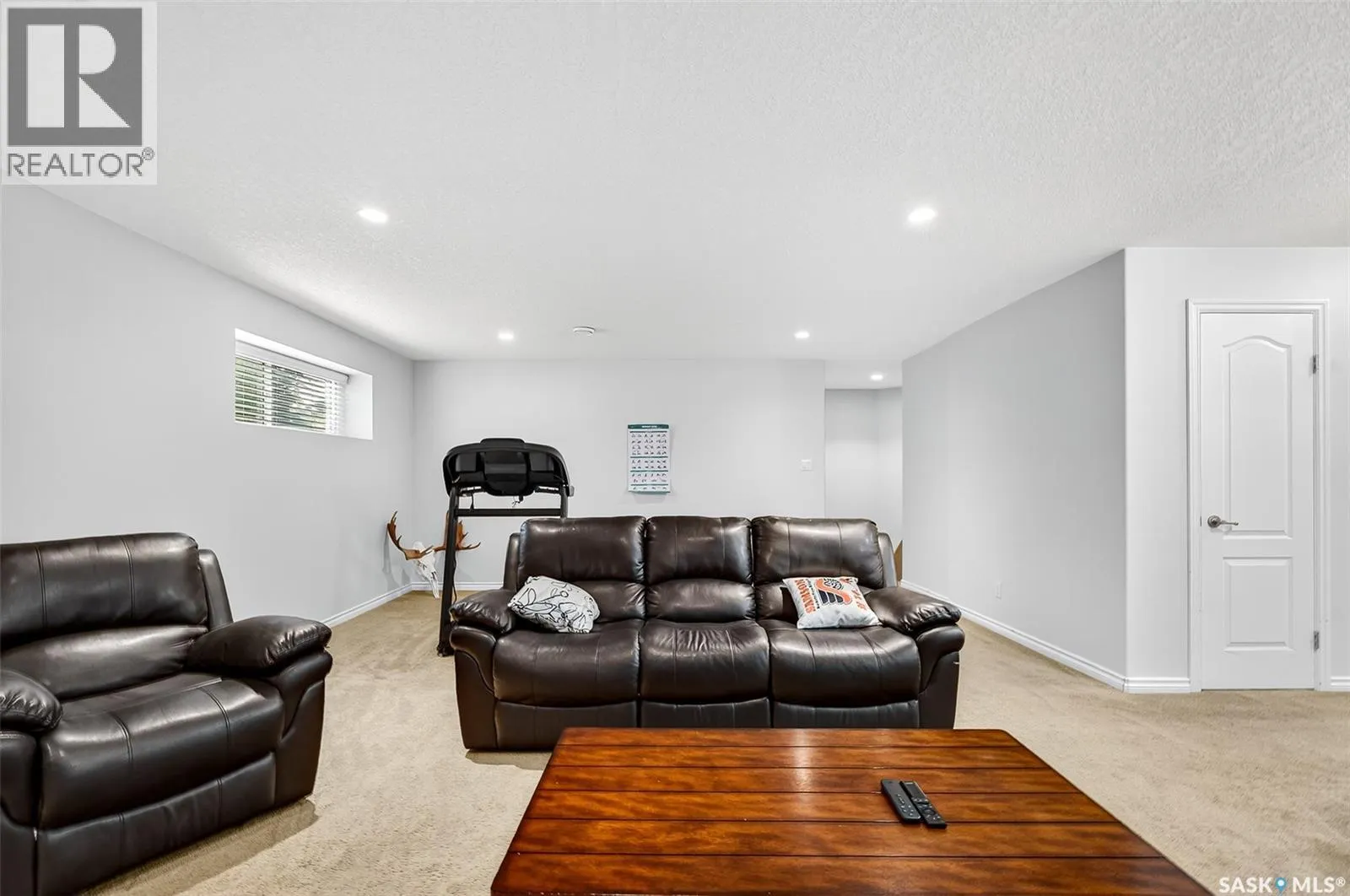2 Belmont CRESCENT