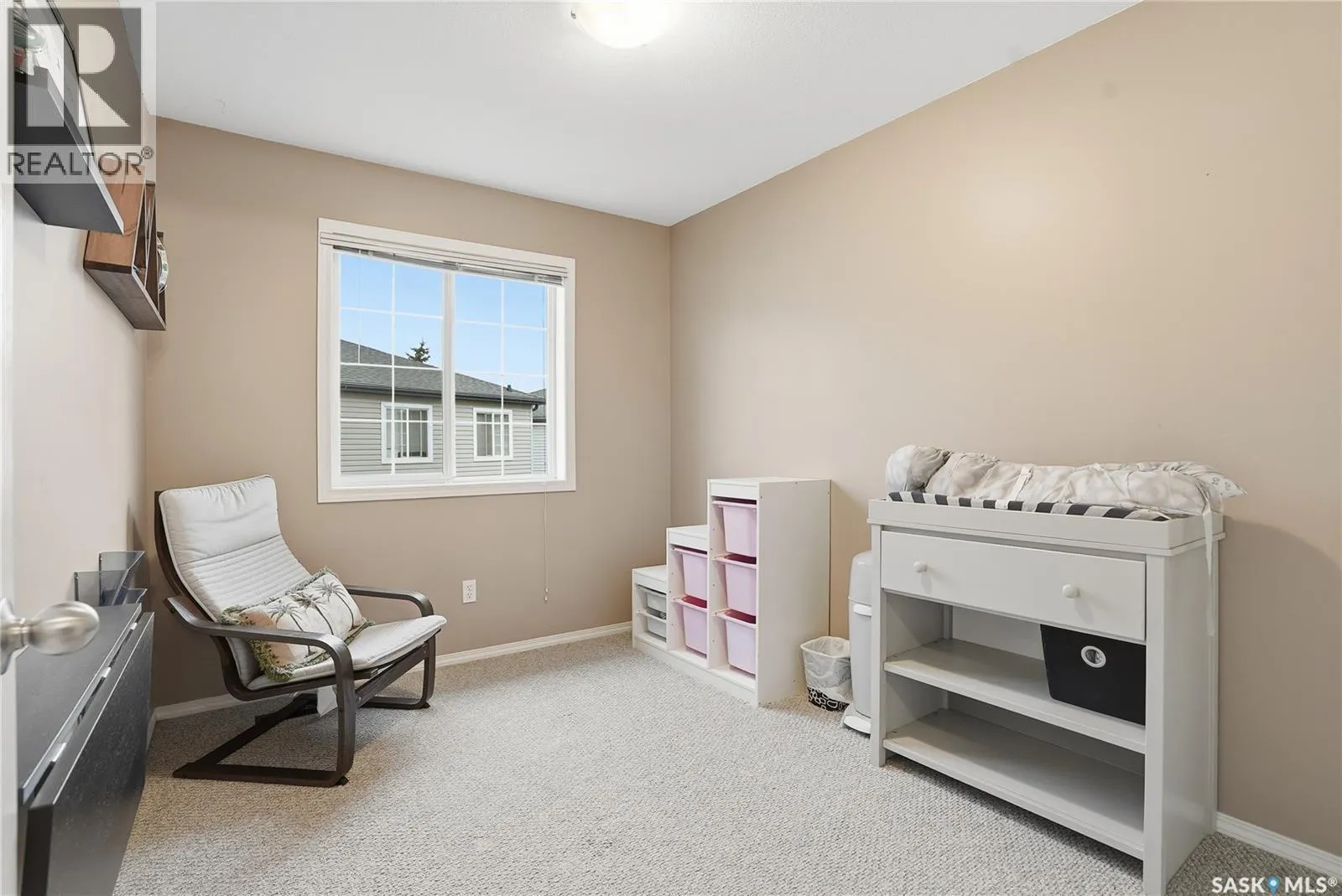 213 663 Beckett CRESCENT
