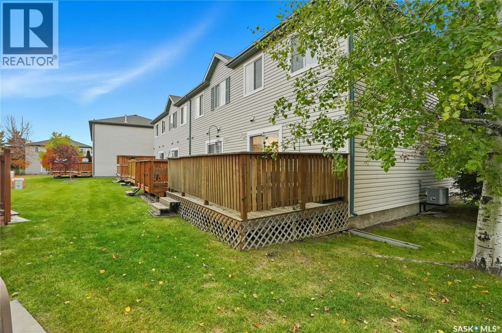 213 663 Beckett CRESCENT