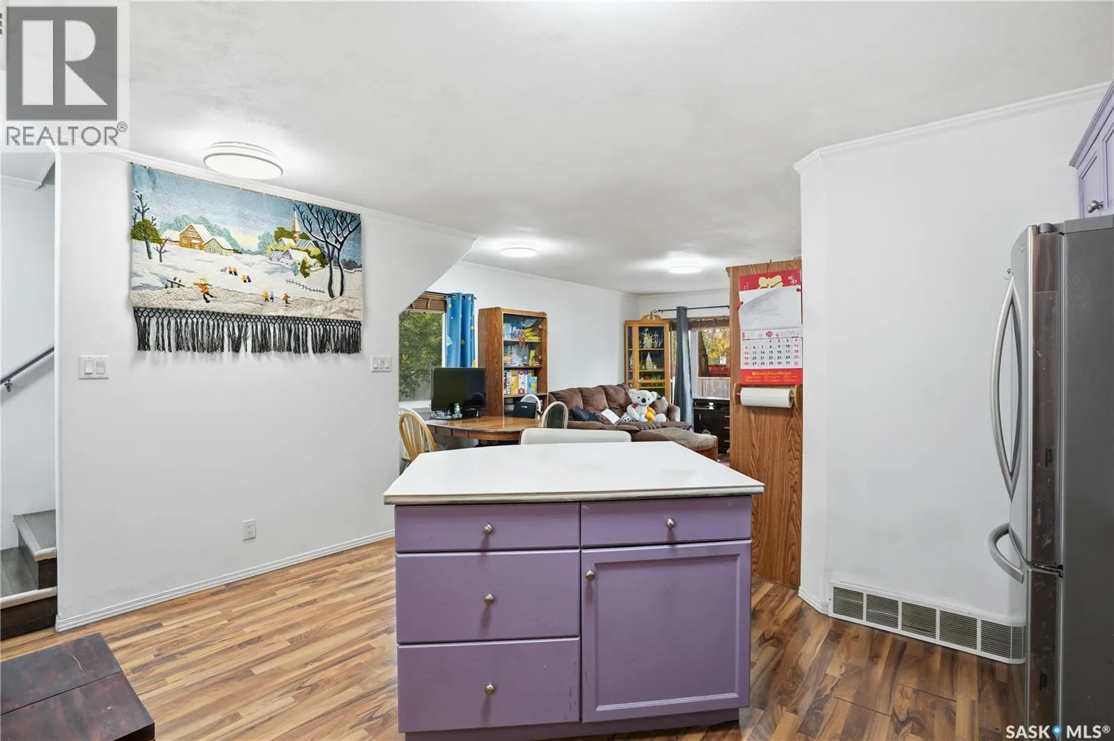 201 715 Hart ROAD