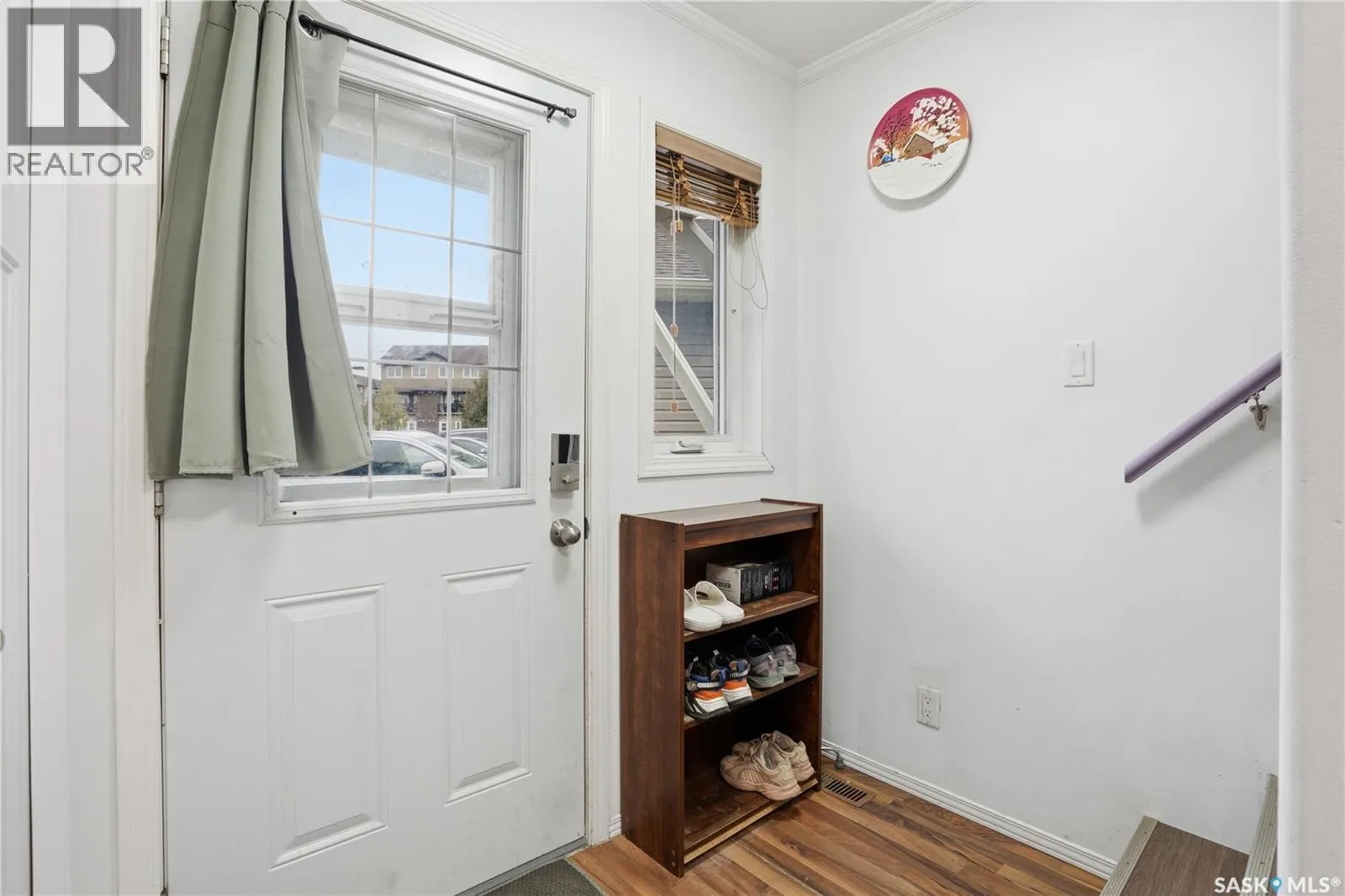 201 715 Hart ROAD