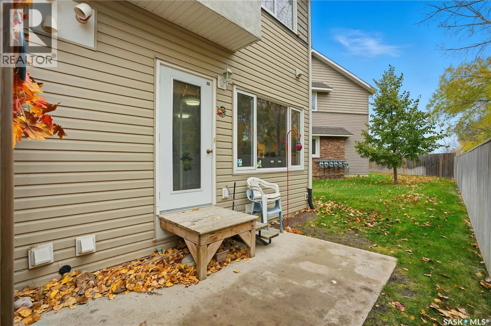 201 715 Hart ROAD